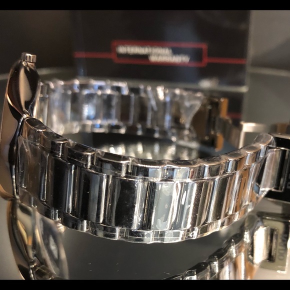 RADO TRUE THINLINE AUTOMATIC WATCH - Picture 7 of 11